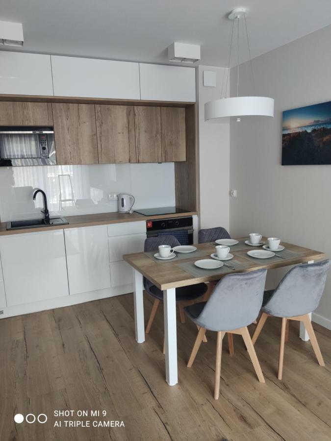 Apartament Szafir W Budynku Basenowym Morska Klifowa Rewal Buitenkant foto