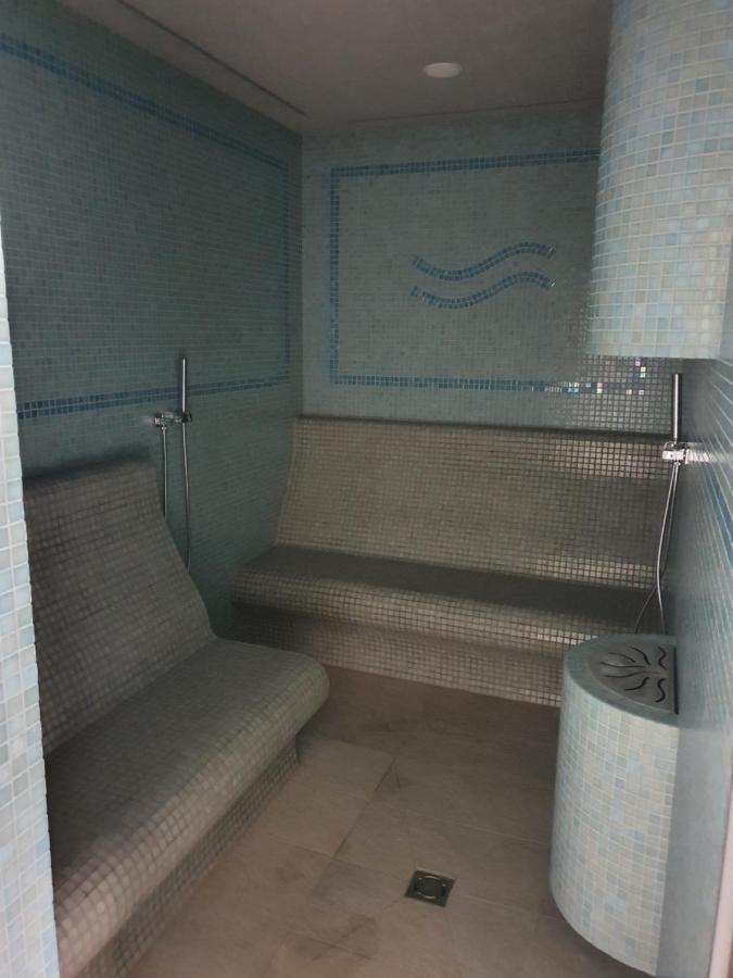 Apartament Szafir W Budynku Basenowym Morska Klifowa Rewal Buitenkant foto