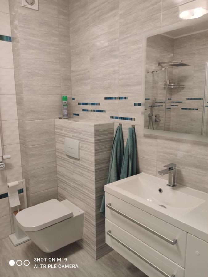Apartament Szafir W Budynku Basenowym Morska Klifowa Rewal Buitenkant foto