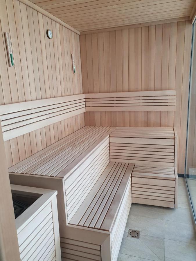 Apartament Szafir W Budynku Basenowym Morska Klifowa Rewal Buitenkant foto